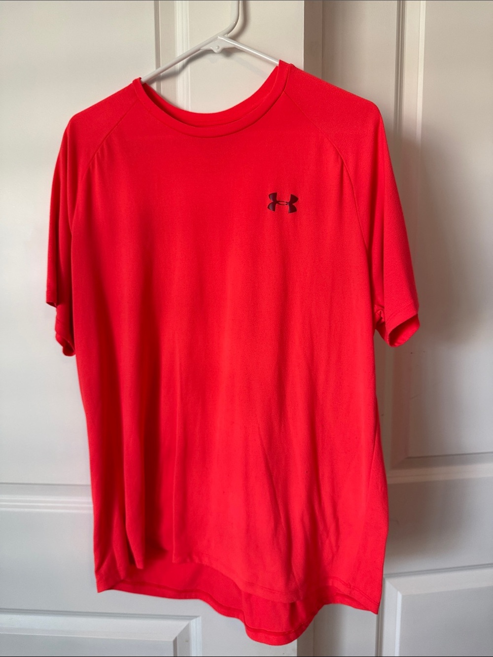 Under Armour Men's Bright Red Short Sleeve Performance Tee